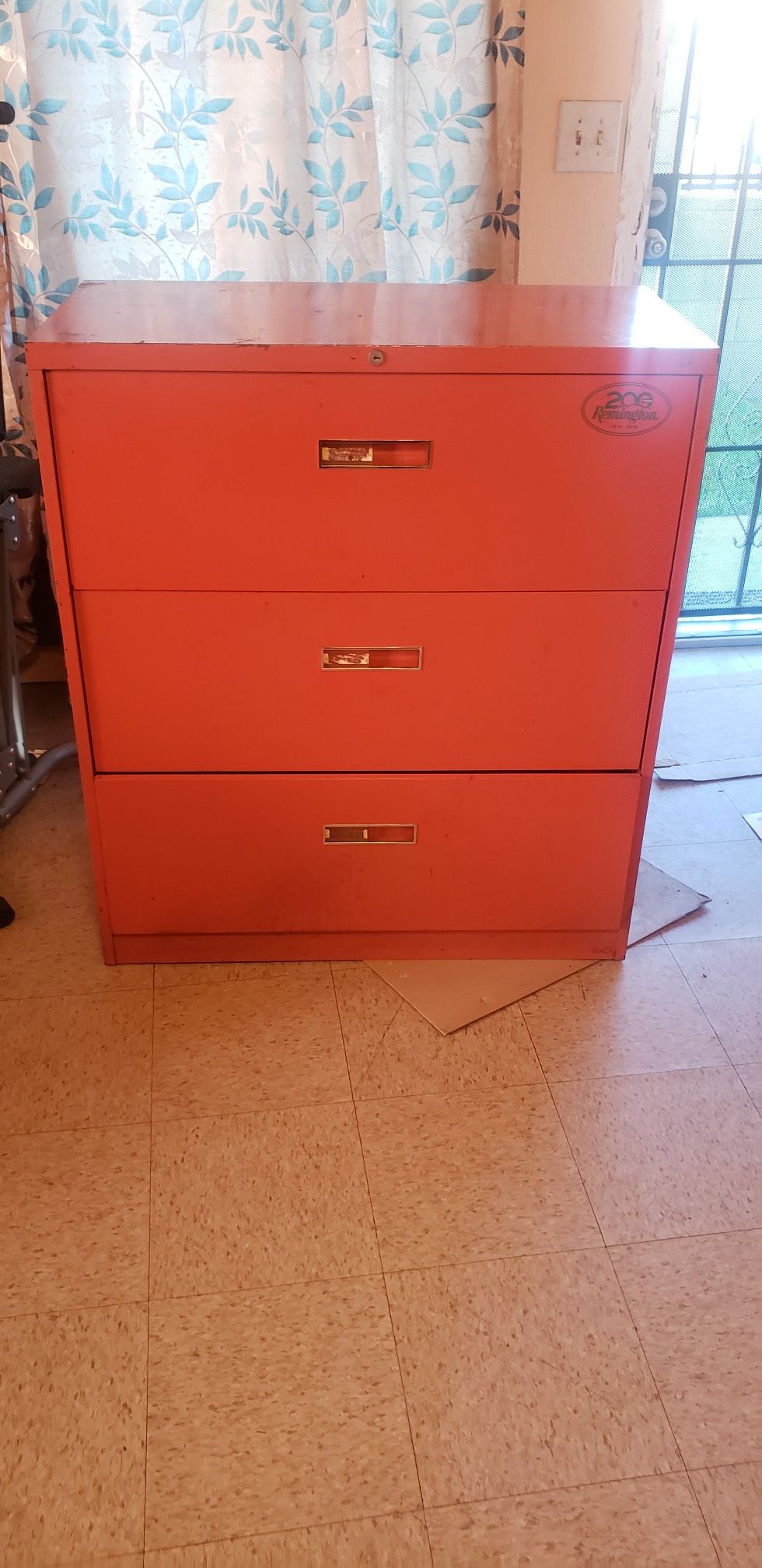 File cabinet