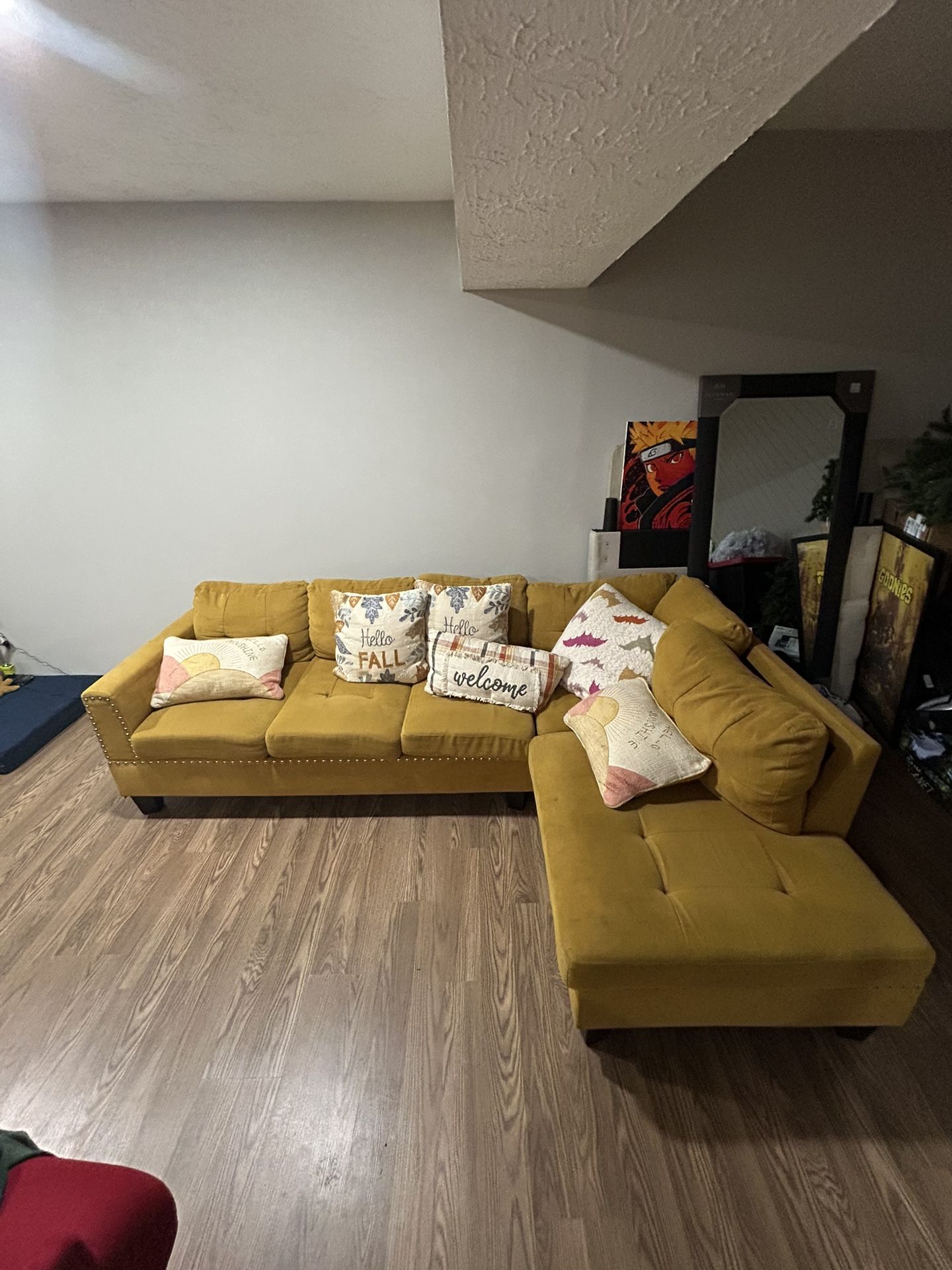 Detachable L-Shaped Couch Pillows Included