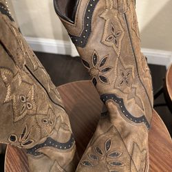 Women’s Loredo Cowgirl Boots