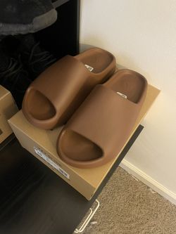Yeezy Slides