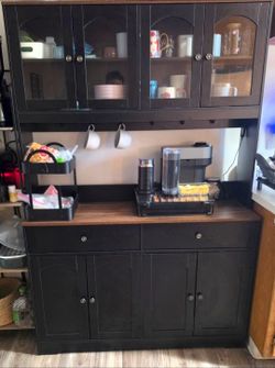 Kitchen pantry