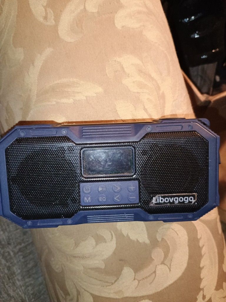 Libovgogo Emergency Radio/ Bluetooth Speaker, Light And Power