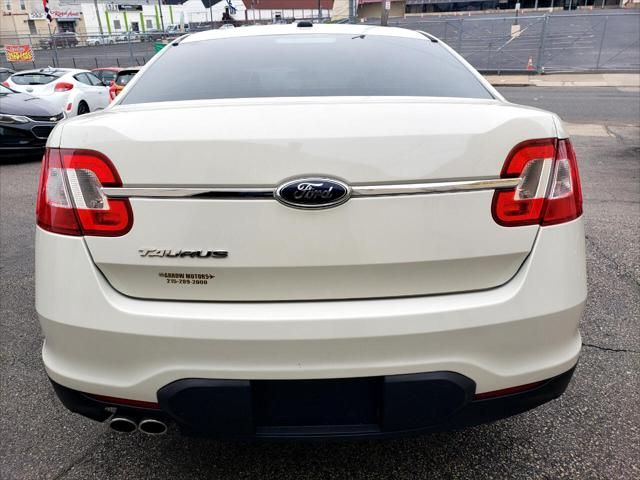2011 Ford Taurus