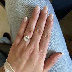 3.6 Ct  Solitaire Band 14 K Gold Oval Engagement Ring