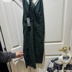 Lulus Green Lace Dress Size Small