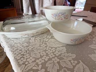 Corningware casserole dish