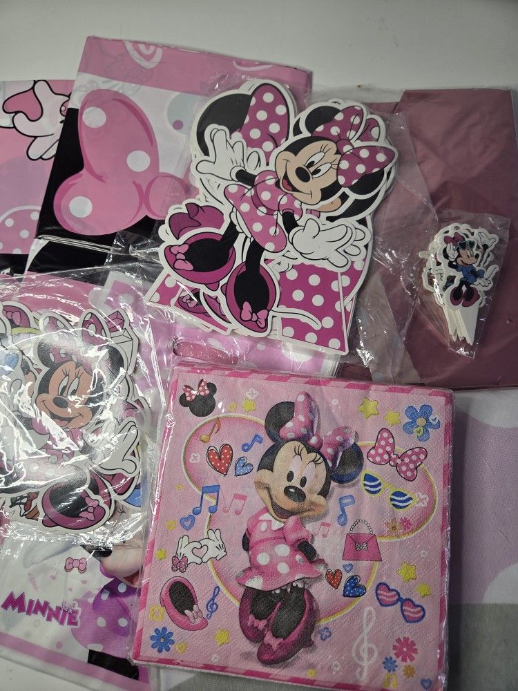 #2 Minnie Mouse Birthday Party Supplies