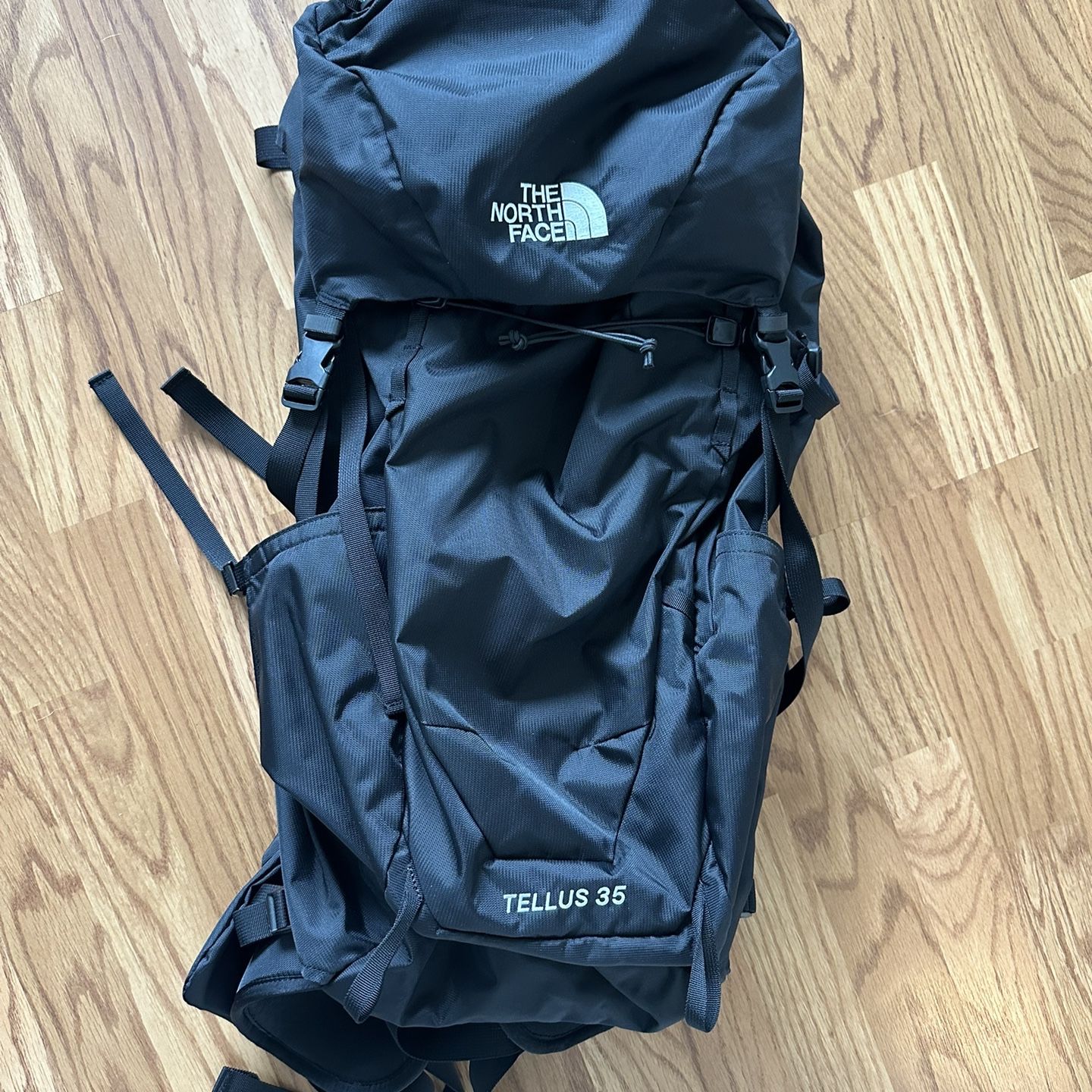 north face backpack tellus RARE* The North Face Tellus 35 Backpack for Sale in Ontario, CA