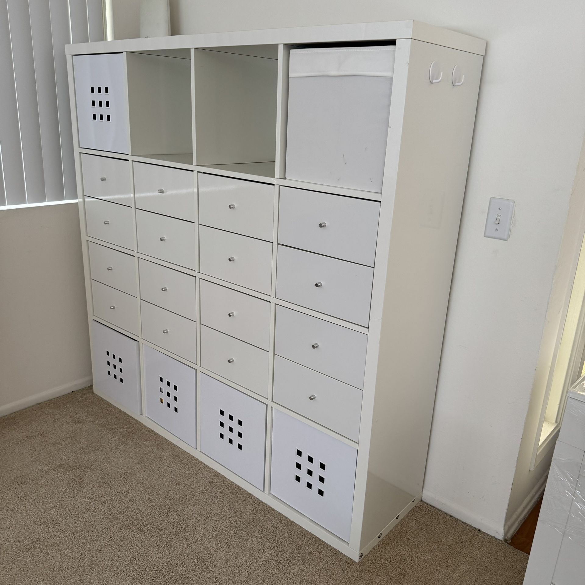 IKEA KALLAX Shelf Unit with Drawers and Boxes White Very Good Condition Like New 