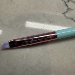 New SLMISSGLAM Angled Eye Brush Full Size high end professional
