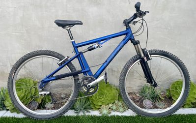 Santa Cruz Superlight Mountain Bike