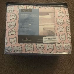 Adorable Flannel Queen Sheet Set 