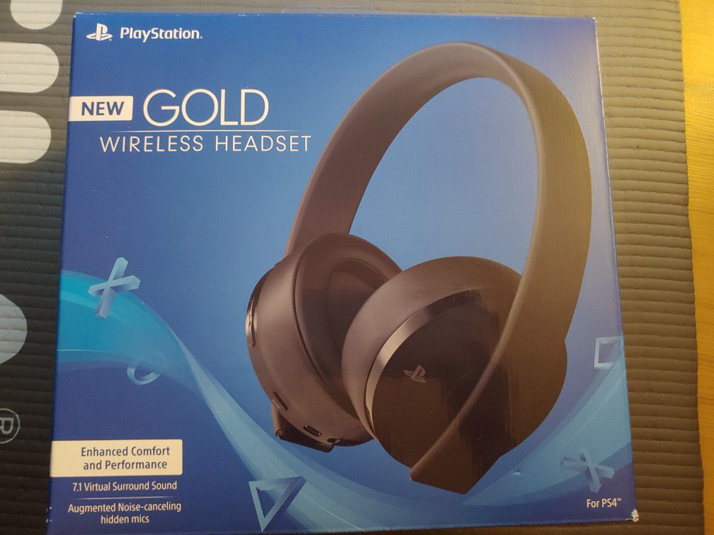 PlayStation Gold Wireless Headset (PICK UP ONLY!)