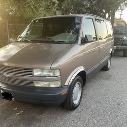2000 Chevrolet Astro