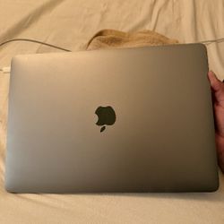 Mac Book Pro 2017