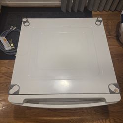 LG 27" Washer/ Dryer Pedestal with Storage Drawer