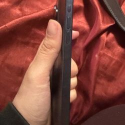iPhone 15 Pro Max (blue)