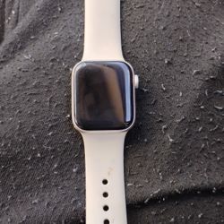 Apple Watch SE