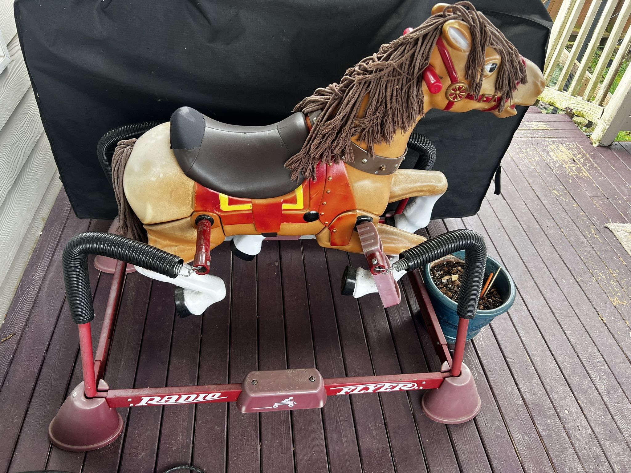 Radio flyer bouncing horse