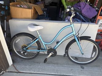Girls Electra bicycle