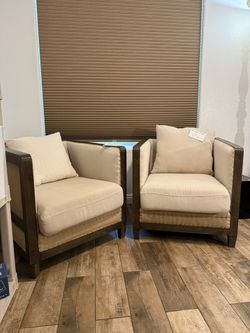 Pretty Accent Chairs. Comfortable