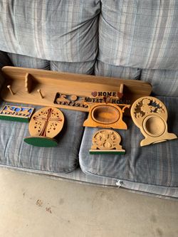 Wooden decorations 2 have slinky cut outs