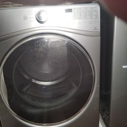Whirlpool Washer And Dryer(Being Sold Only As Set)BEST OFFER TAKES IT!!!!