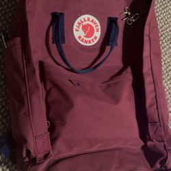 Kanken Backpack 🎒 