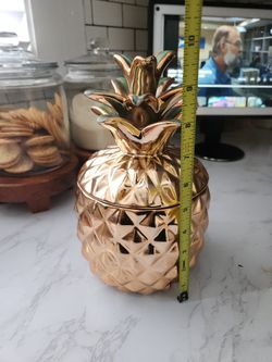 Gold Pineapple 