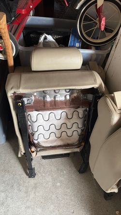 Free leather  seats