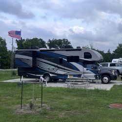 F550 Super C Camper RV
