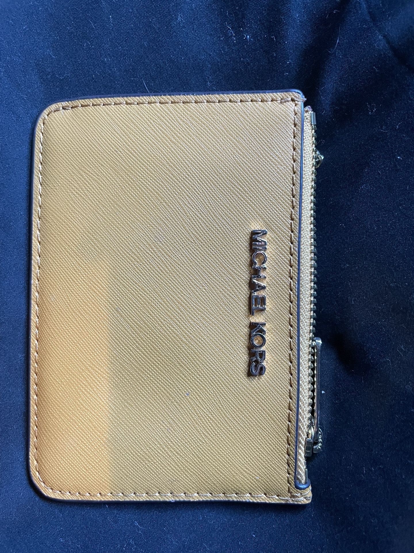 Michael Kors Jet Set Small Top Zip Coin Pouch ID Card Holder Wallet