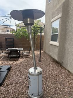 Outdoor propane Heater - Propane Tank Included