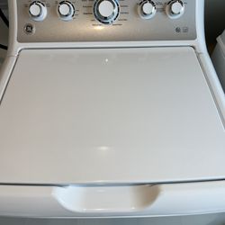 GE Washer/ Dryer Set