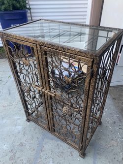 Wine Cellar cabinet