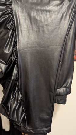 Ruffled Black Leggings