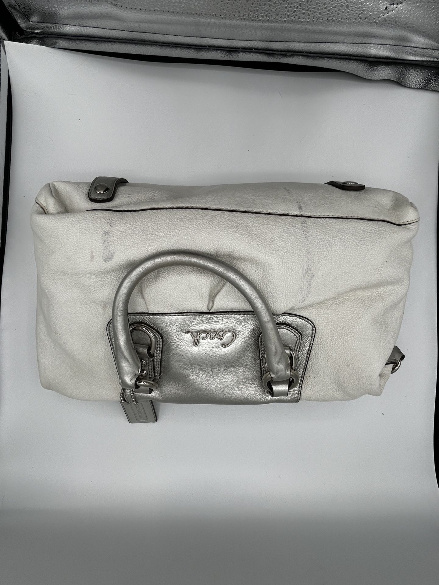 Authentic Coach Leather Ashley Tote Bag No. L1126-F15447