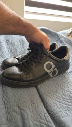 Salvatore Ferragamo Gancini Leather Sneakers – Black – Size 11