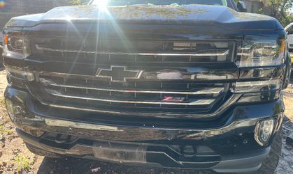 2018 Z71 Ltz Front Clip 