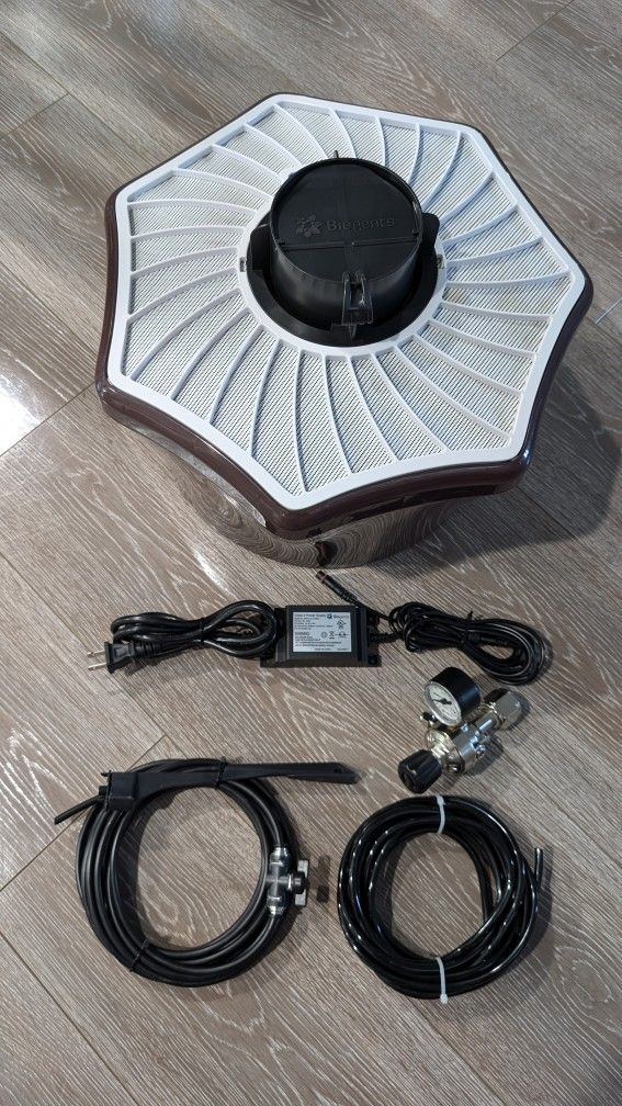 
BIOGENTS Mosquitaire CO2 Set Mosquito Trap. Mosquito Killer