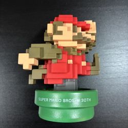 Super Mario Bros 30th Anniversary Classic Mario Amiibo
