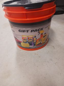 Armor All and Turtle Wax Car Care Kit