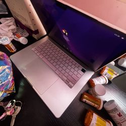 Laptop