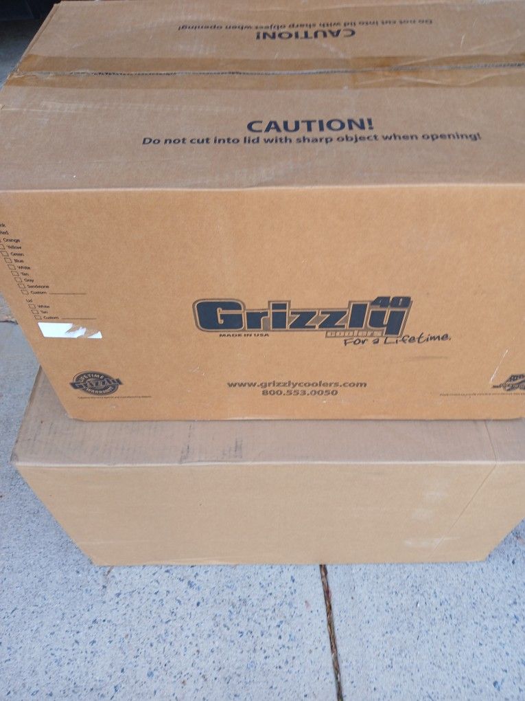 Grizzly Cooler