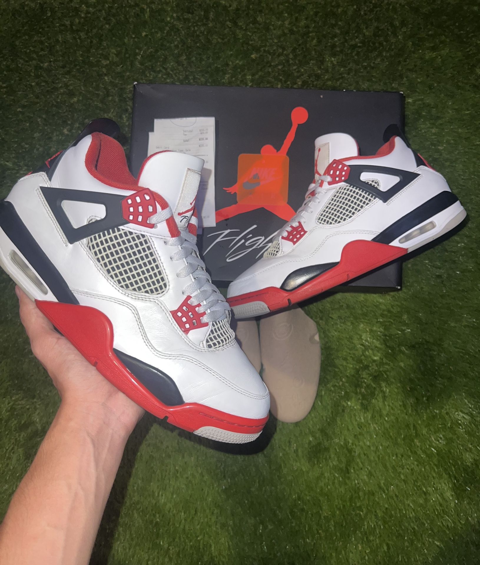 Jordan 4 Fire Red Sz 11