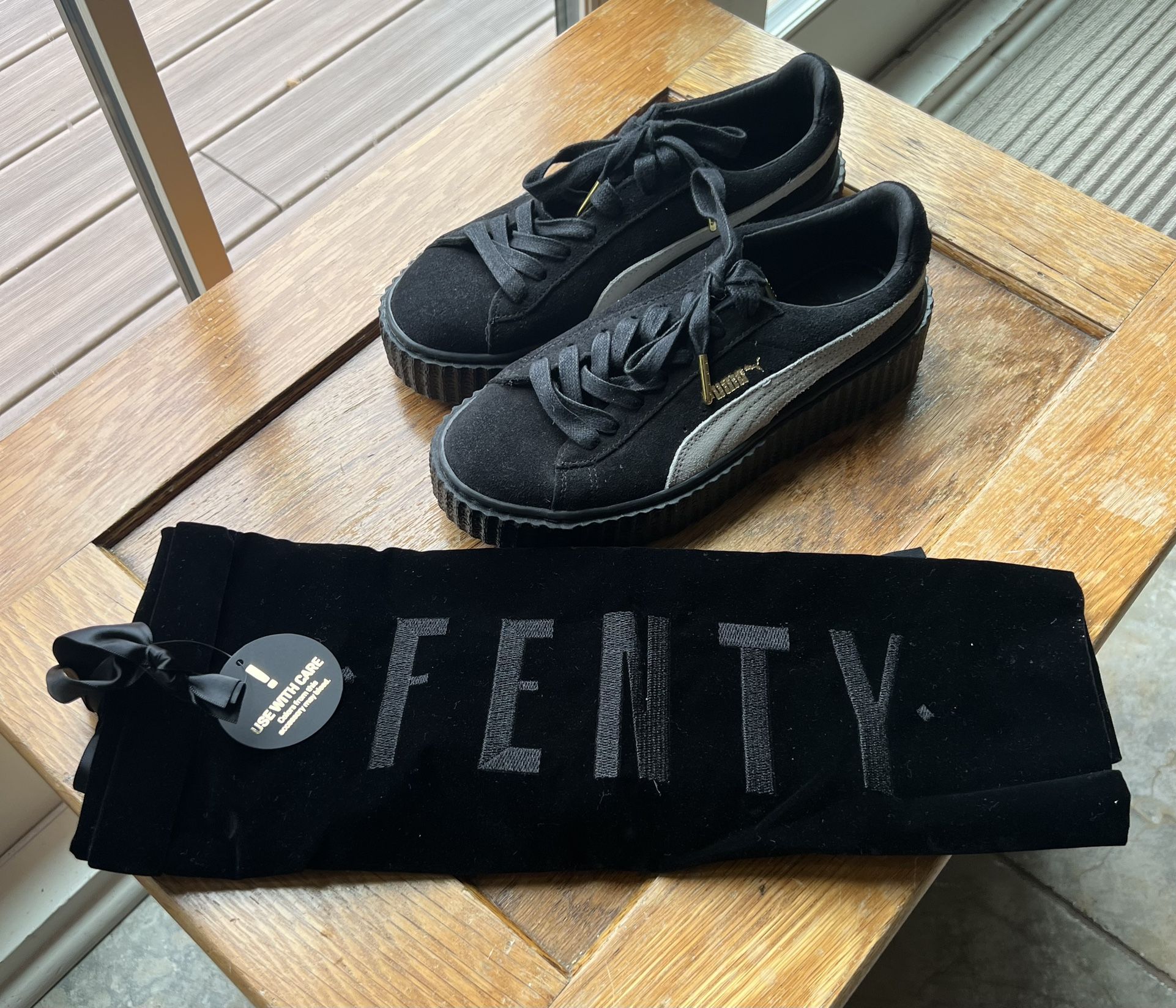 2016- Puma X Fenty Rihanna Creeper- Black W/ White Suede