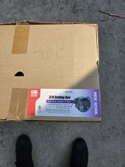 electrical ceiling boxes