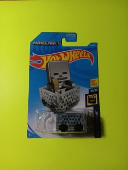 Hot Wheels Minecraft Minecart Die-Cast Car