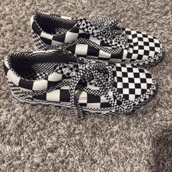 Vans OFF THE WALL Size 11 Men “BEST OFFER”