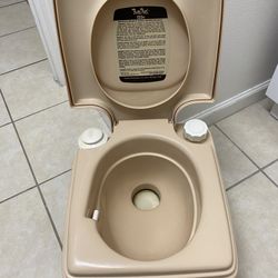 Porta Potti Portable Toilet